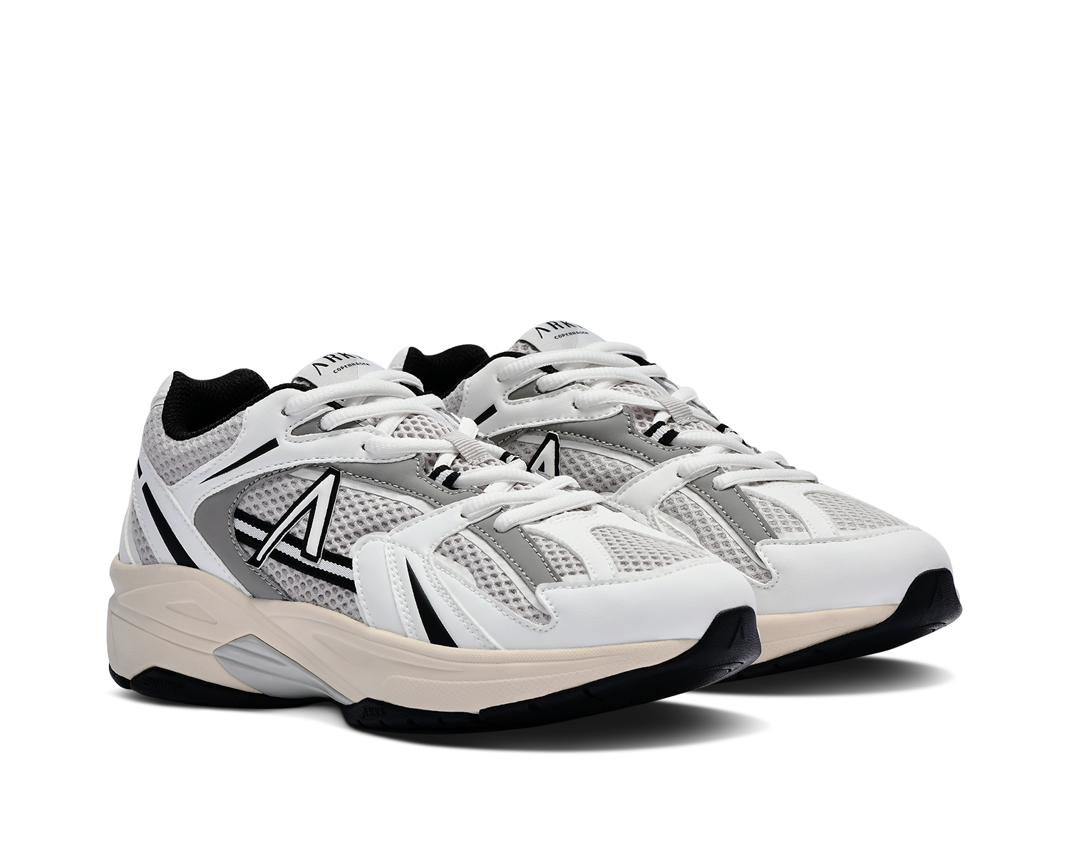 ARKK Essential Line Oserra | White Black | Women Oserra