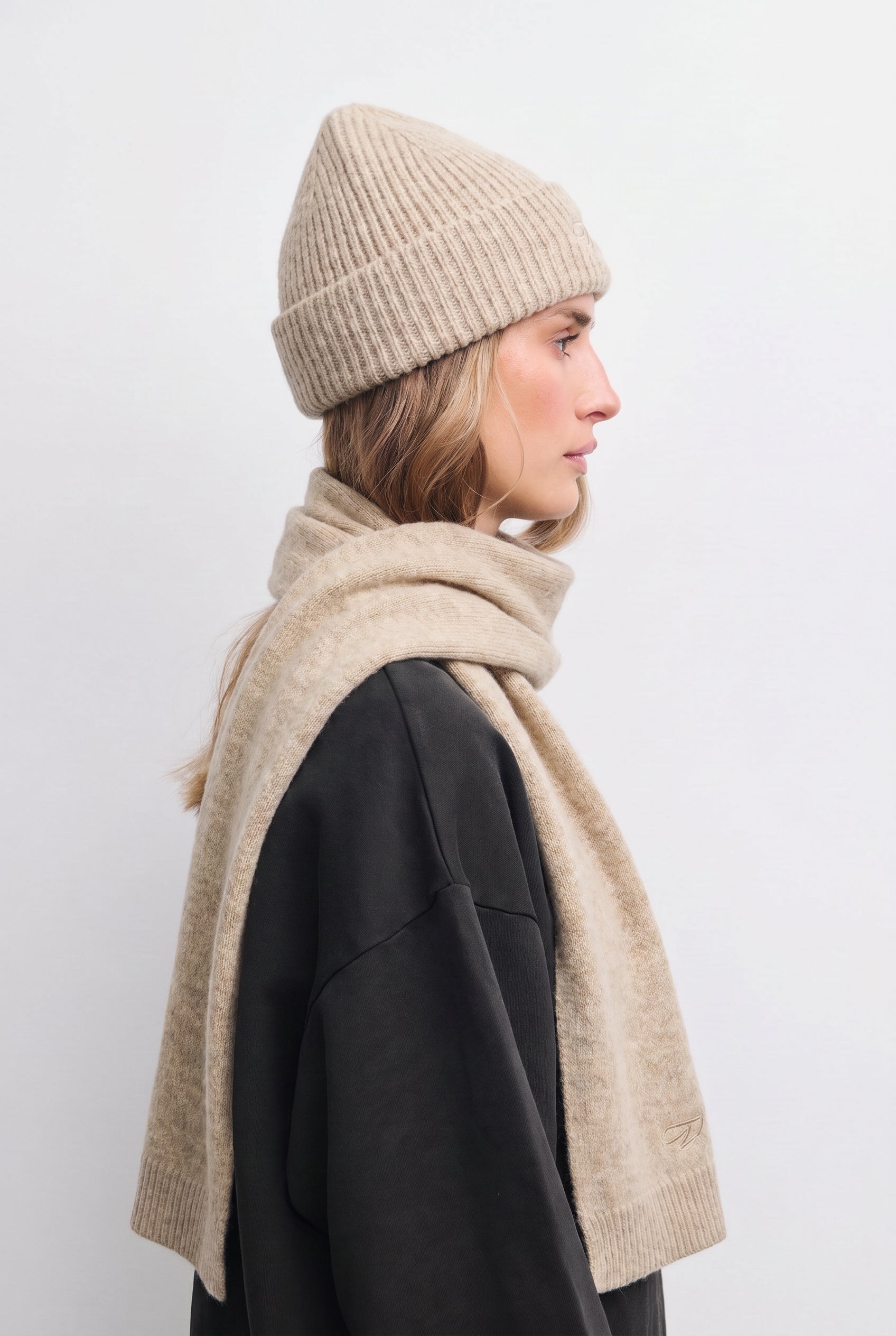 ARKK Accessories ARKK Furry Scarf | Sand Scarf