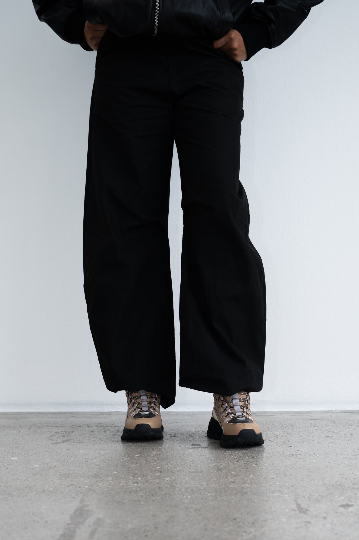 ARKK Essential Line Apaze Hightop Leather HL T-S19 | Raven Tannin | Women Apaze Hightop