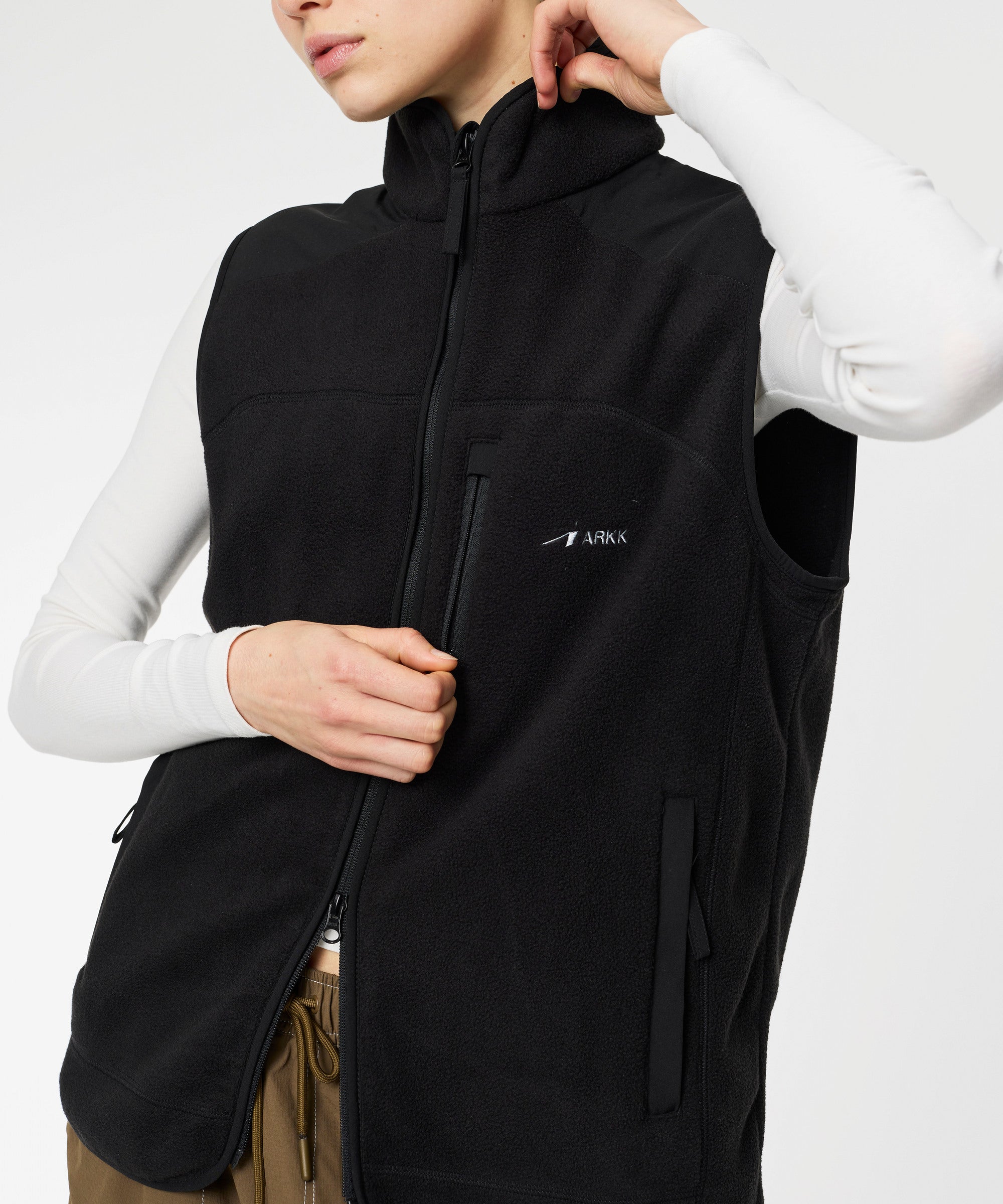 ARKK Apparel Elda Fleece Vest | Black Vest