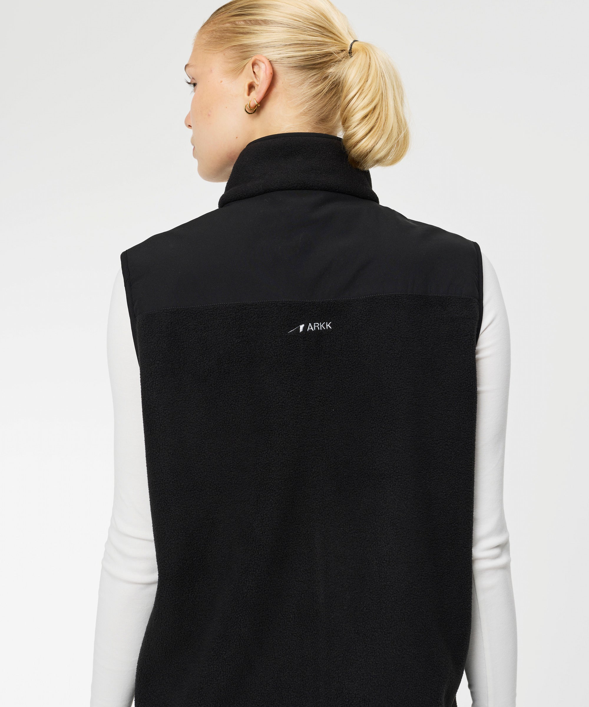 ARKK Apparel Elda Fleece Vest | Black Vest