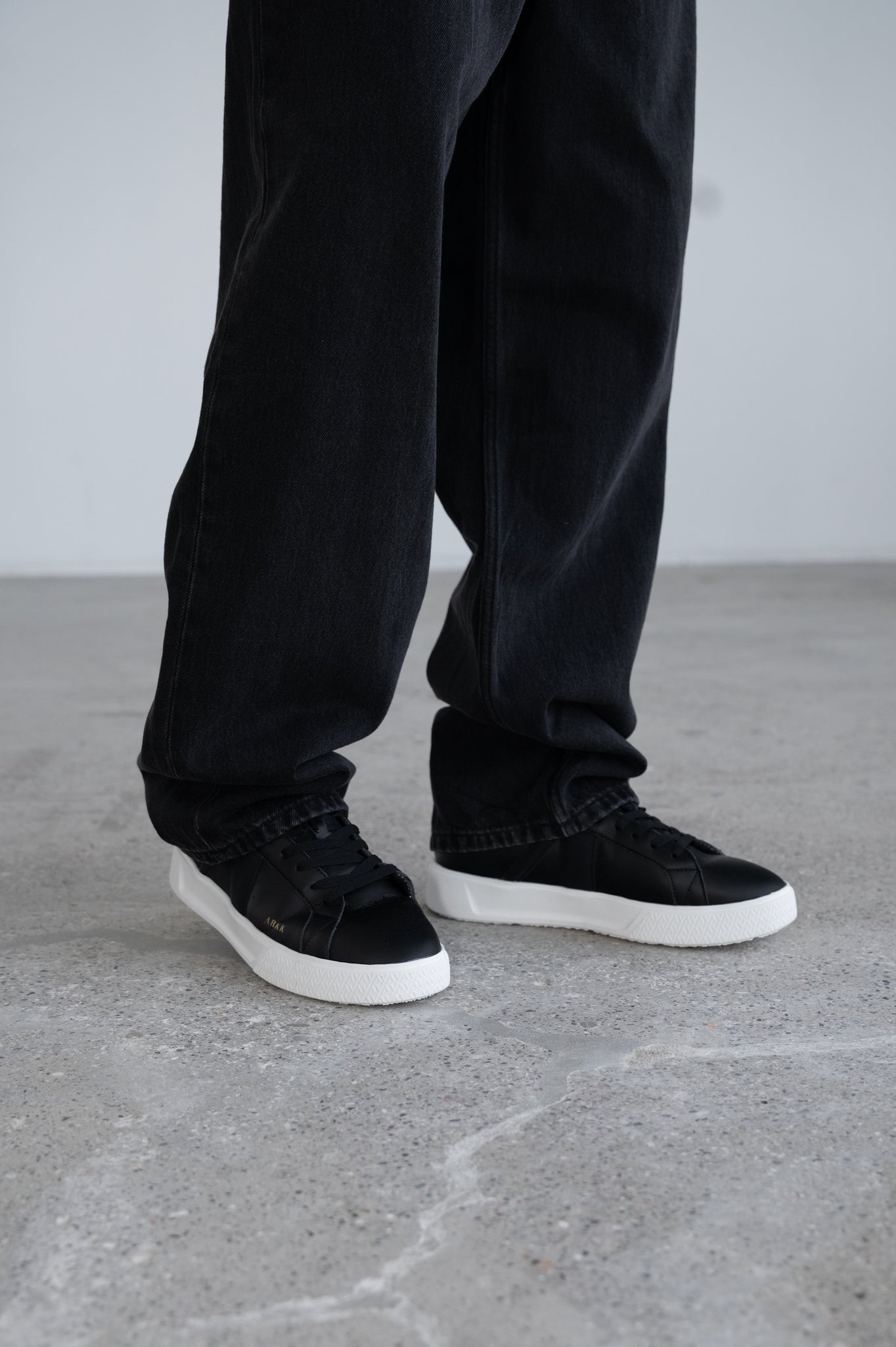 ARKK Collection Essence Leather OG-22 | Black Bright White | Women Essence