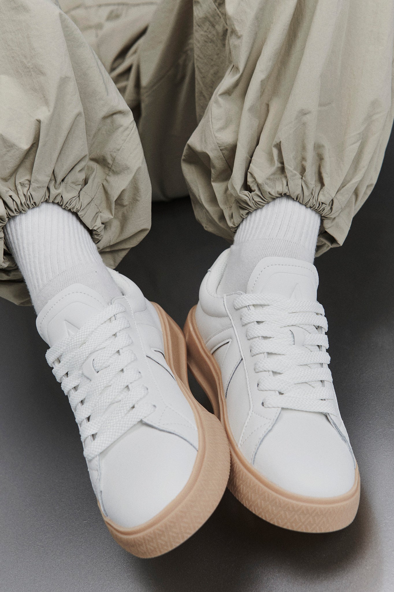 ARKK Essential Line Essence | White Gum | Women Essence