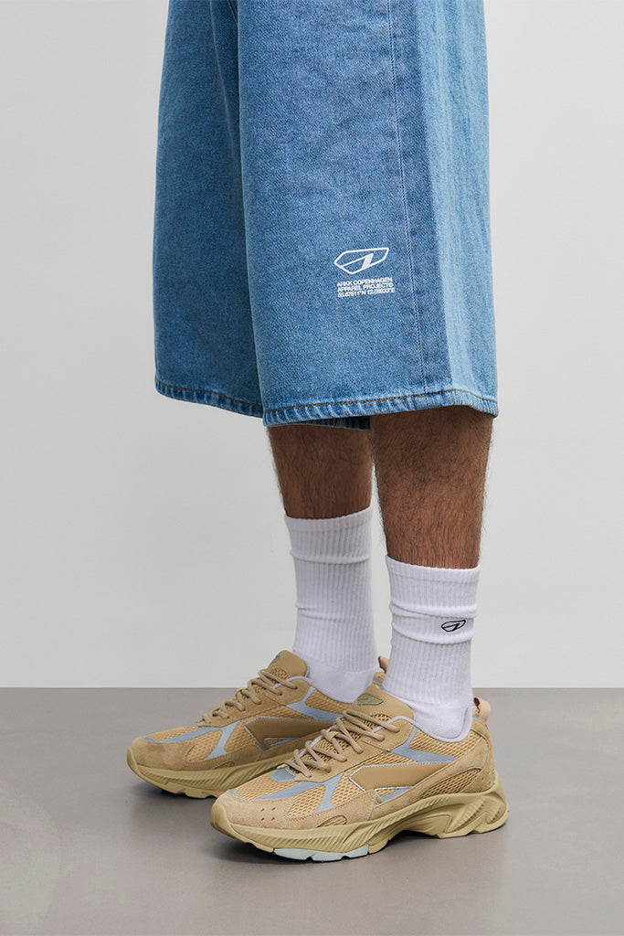 ARKK Essential Line Forma Runner | Dune Silver Forma Runner
