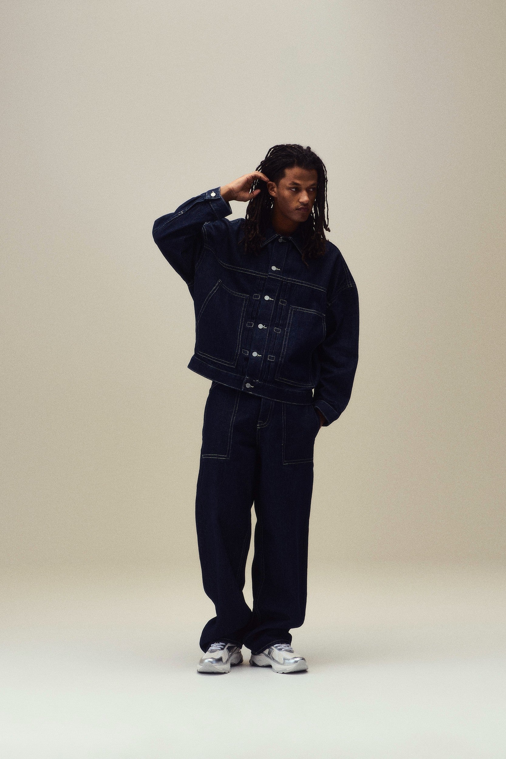 ARKK Essential Line Forma Runner | Silver White Forma Runner