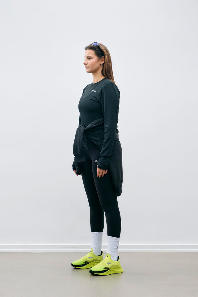 ARKK Apparel Hav Runner LS Tee | Black - Women T-Shirt